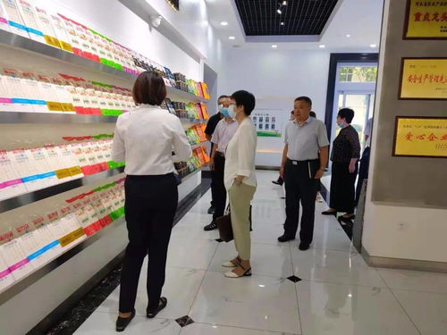 省局科技財務處處長于健一行調研我市食品藥品科普基地與美容技術研發協同發展